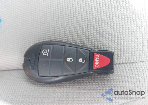 2011 Jeep Grand Cherokee Laredo из США, поврежденный, VIN 1J4RR4GG4BC507907